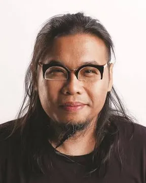 Portrait of Pann Lim.